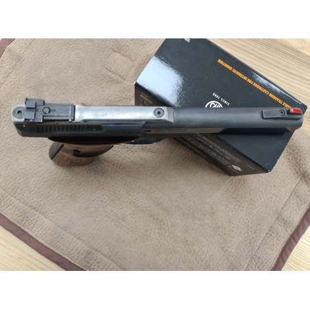 BROWNING BUCKMARK 22 LR